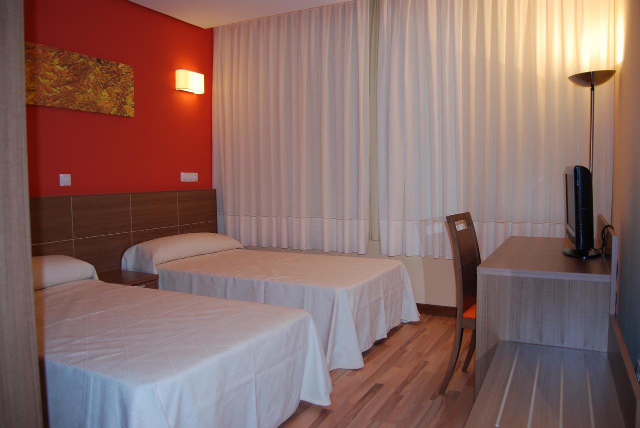 Hotel Area De Servicio Los Chopos Villaherreros Экстерьер фото