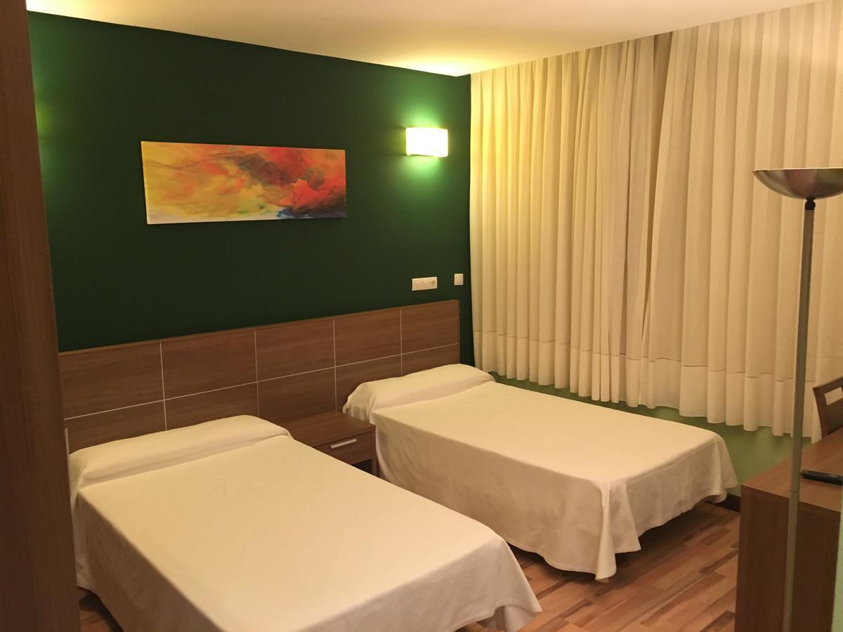 Hotel Area De Servicio Los Chopos Villaherreros Экстерьер фото